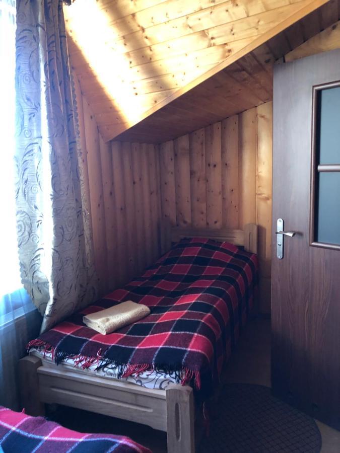 Опришок Hotell Poljanytsja Eksteriør bilde